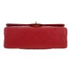 Chanel  2.55 shoulder bag  in red quilted leather - Detail D1 thumbnail