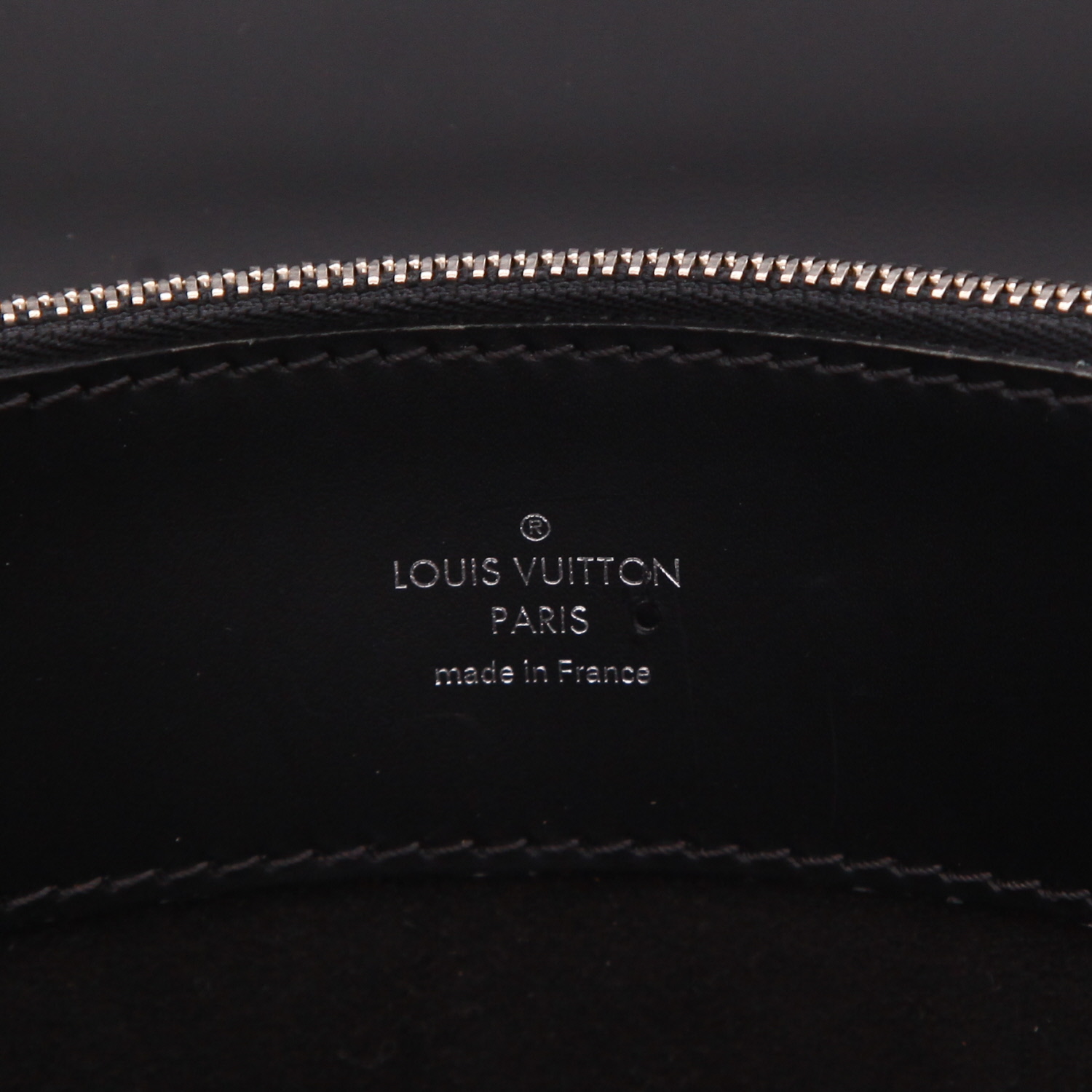 Sac à main Louis Vuitton  Sévigné en cuir épi noir - Detail D2