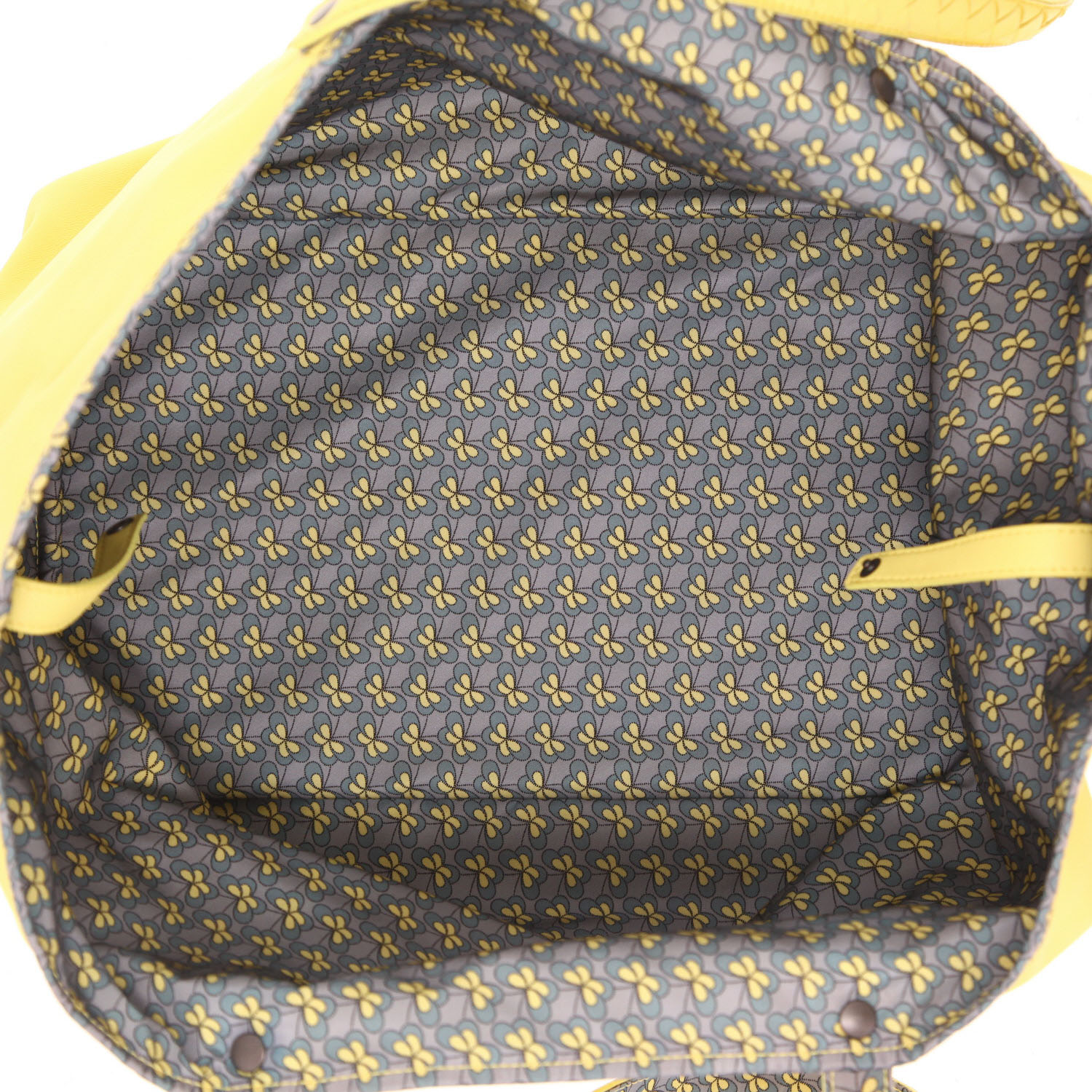 Sac cabas Bottega Veneta   en cuir jaune - Detail D3