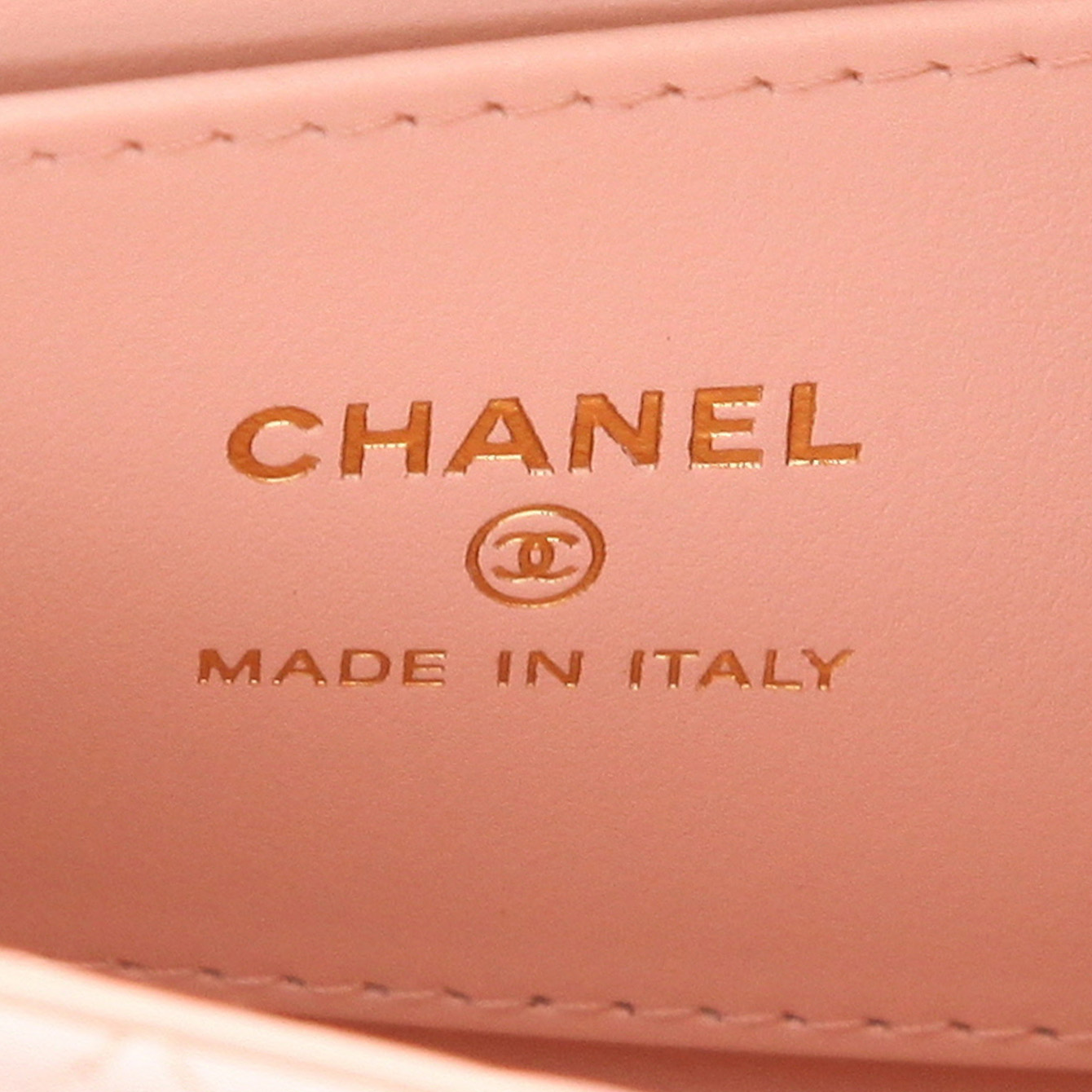 Borsa a tracolla Chanel  Micro Shopping in pelle trapuntata rosa - Detail D2