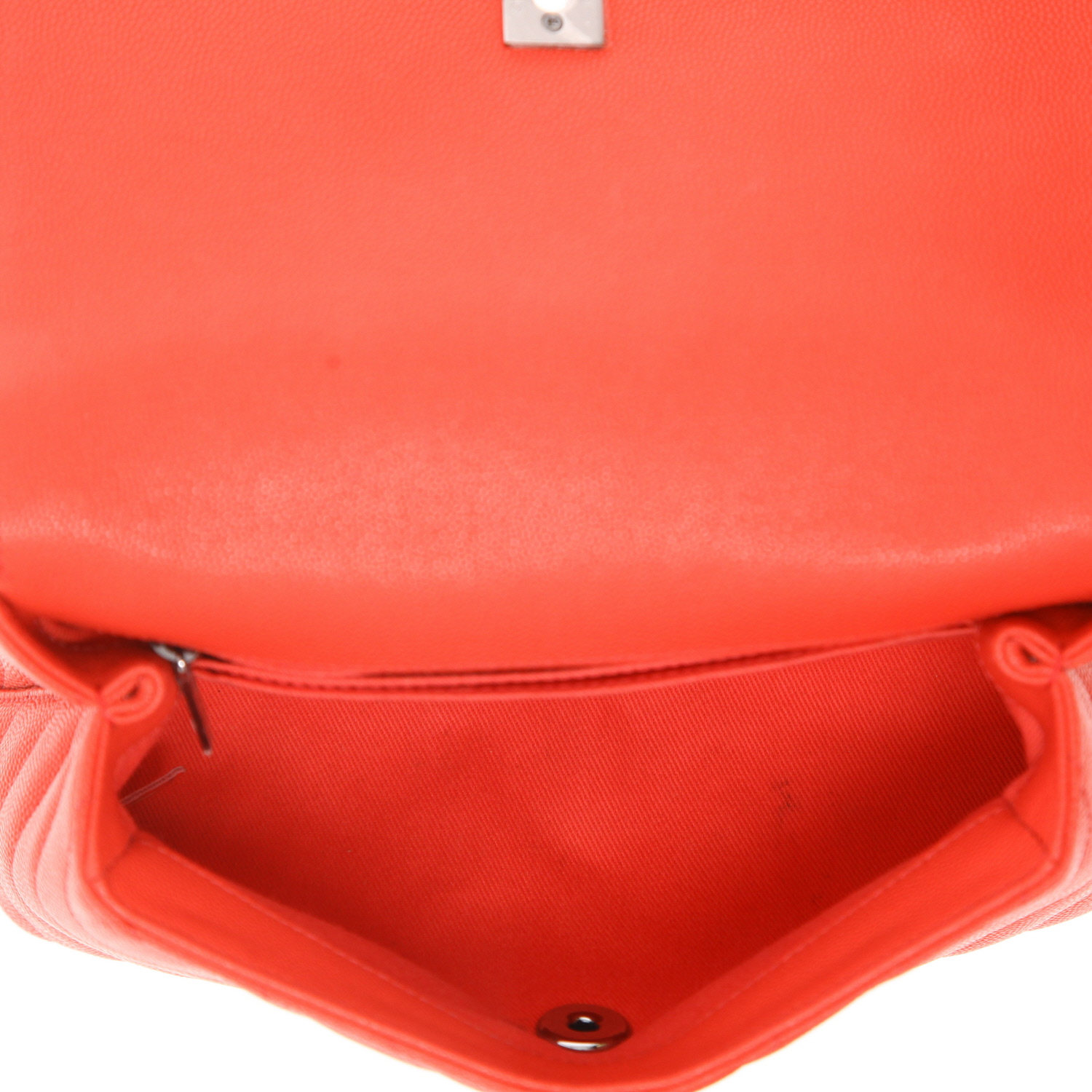 Borsa a tracolla Chanel  Coco Handle in pelle trapuntata a zigzag rossa - Detail D3