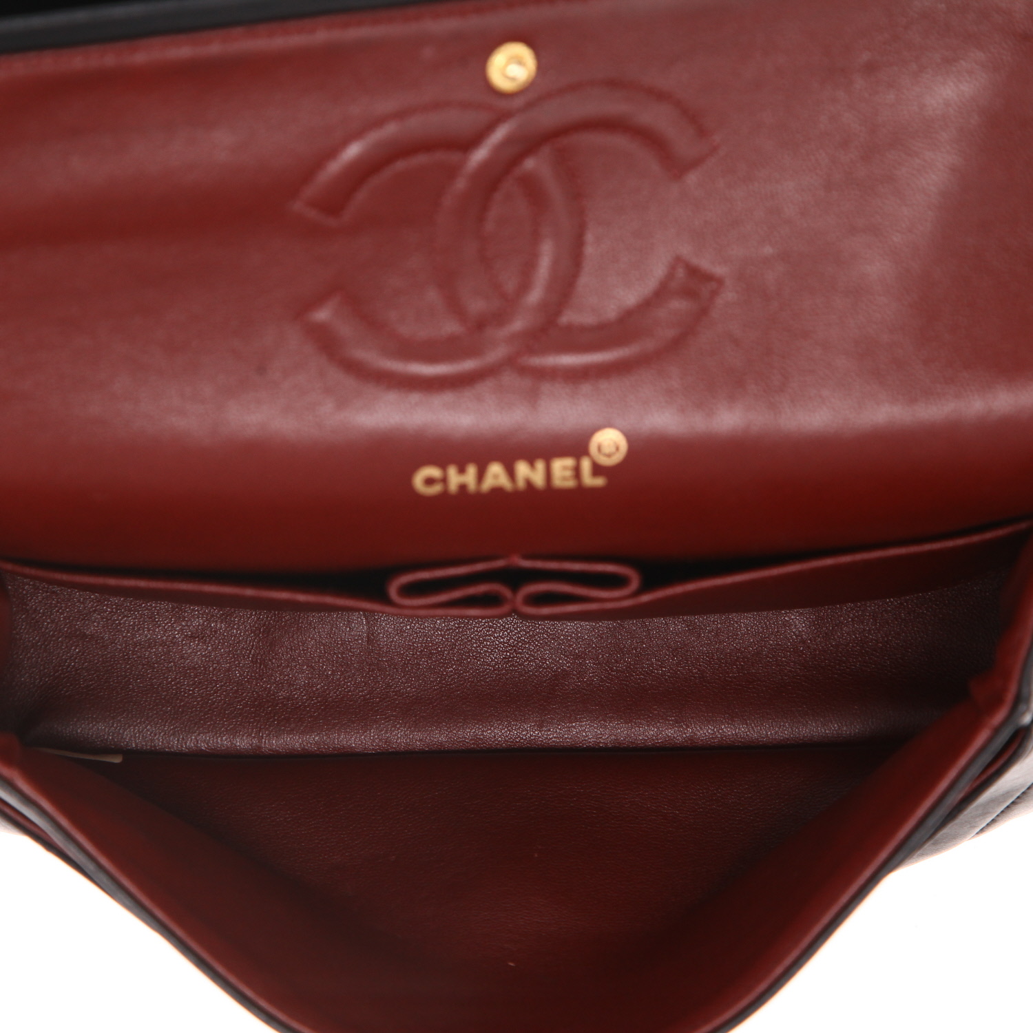 Sac à main Chanel  Timeless Classic en cuir matelassé chevrons noir - Detail D3