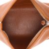 Hermès  Berlingot shoulder bag  in gold togo leather - Detail D3 thumbnail