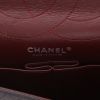 Chanel  2.55 shoulder bag  in black quilted leather - Detail D2 thumbnail