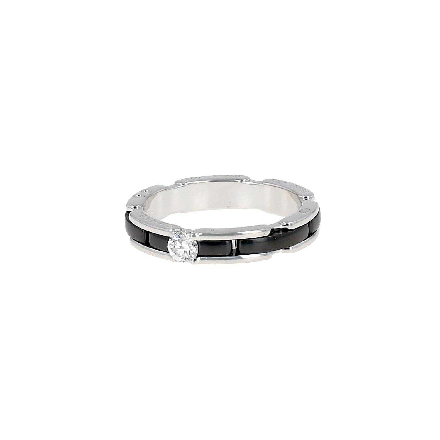 Chanel Ultra solitaire ring in white gold, ceramic and diamond
