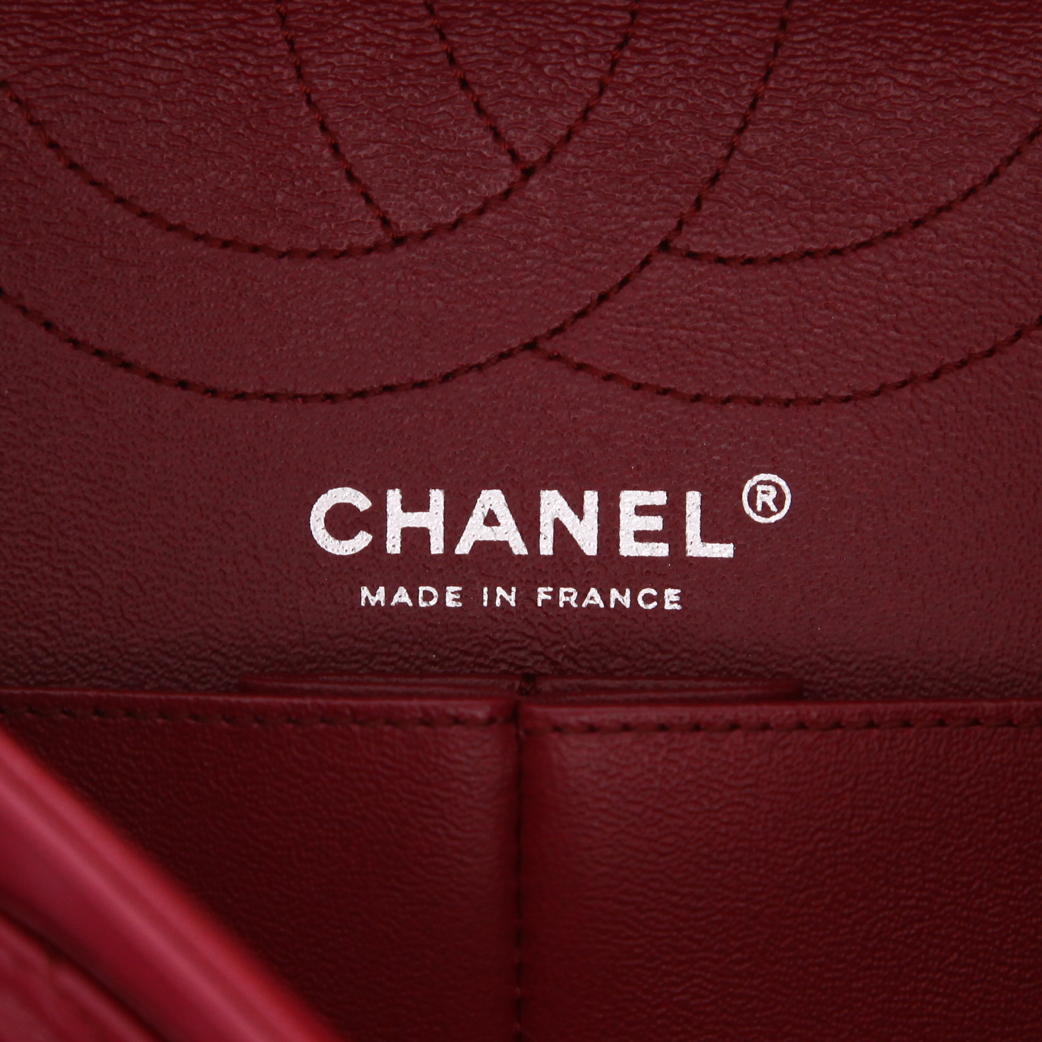 Sac bandoulière Chanel  2.55 grand modèle  en cuir matelassé rose-framboise - Detail D2