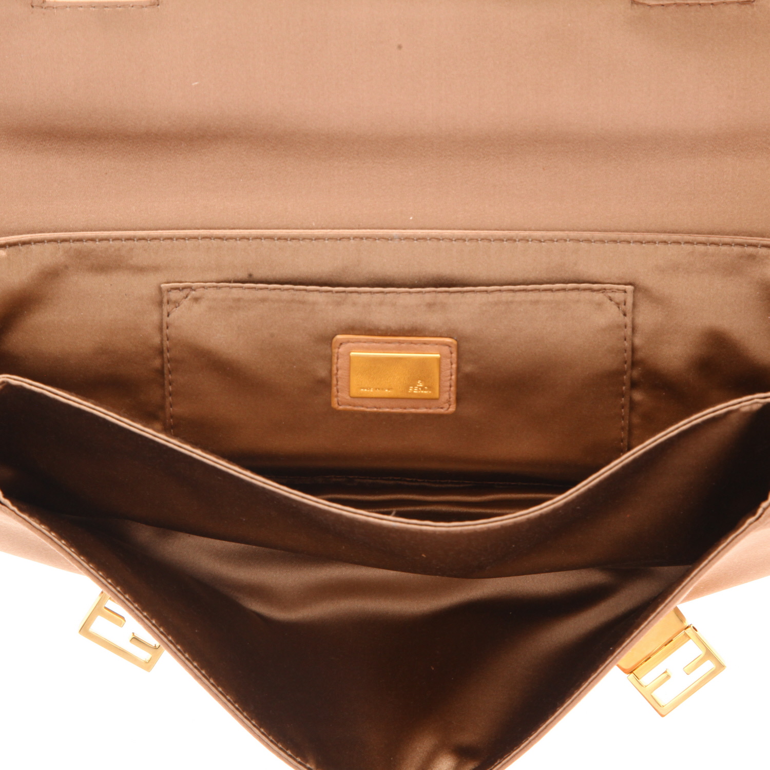 Fendi pouch in beige satin - Detail D3