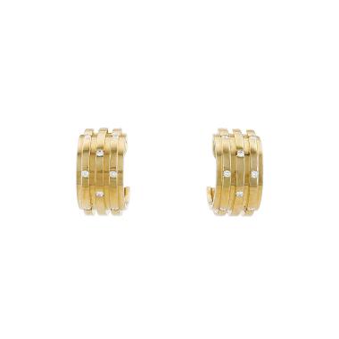 Paire de boucles d'oreilles Piaget  en or jaune et diamants