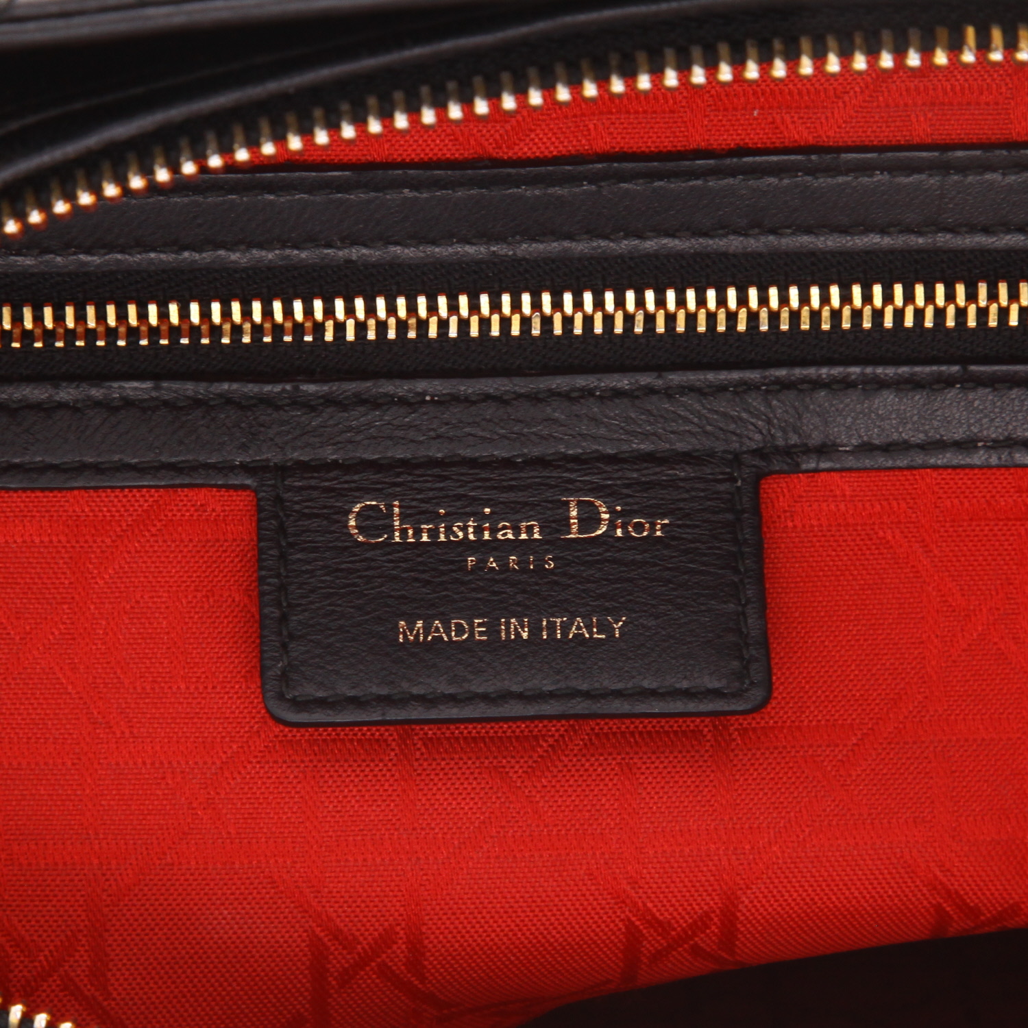 Sac à main Dior  Lady Dior en cuir cannage noir - Detail D2