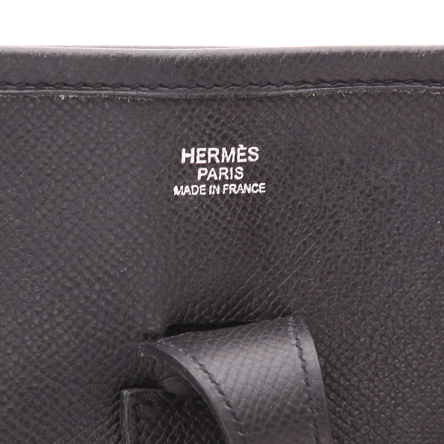 Hermès  Evelyne shoulder bag  in black epsom leather - Detail D2