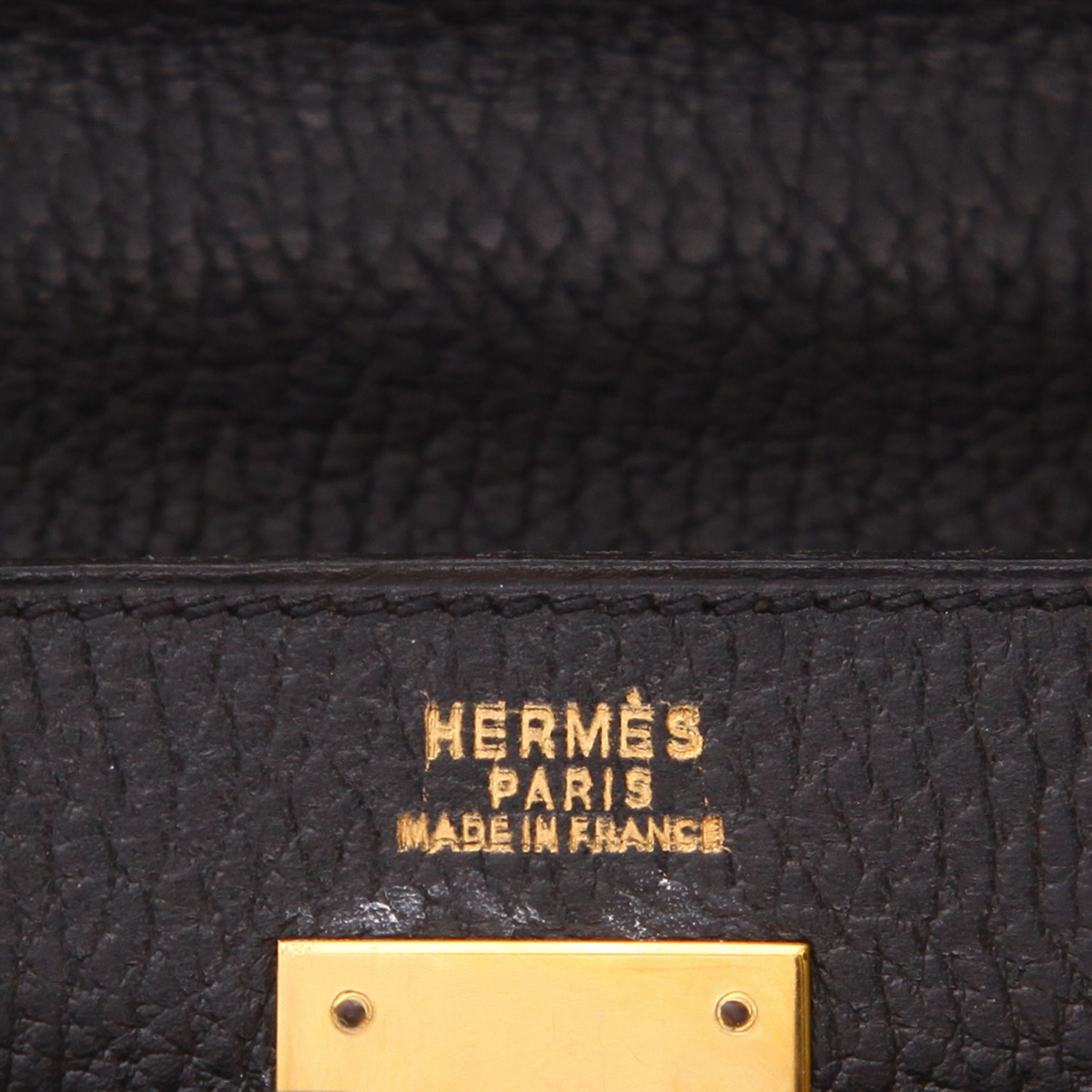 Bolso de mano Hermès  Kelly 32 cm en cuero Ardenne negro - Detail D2