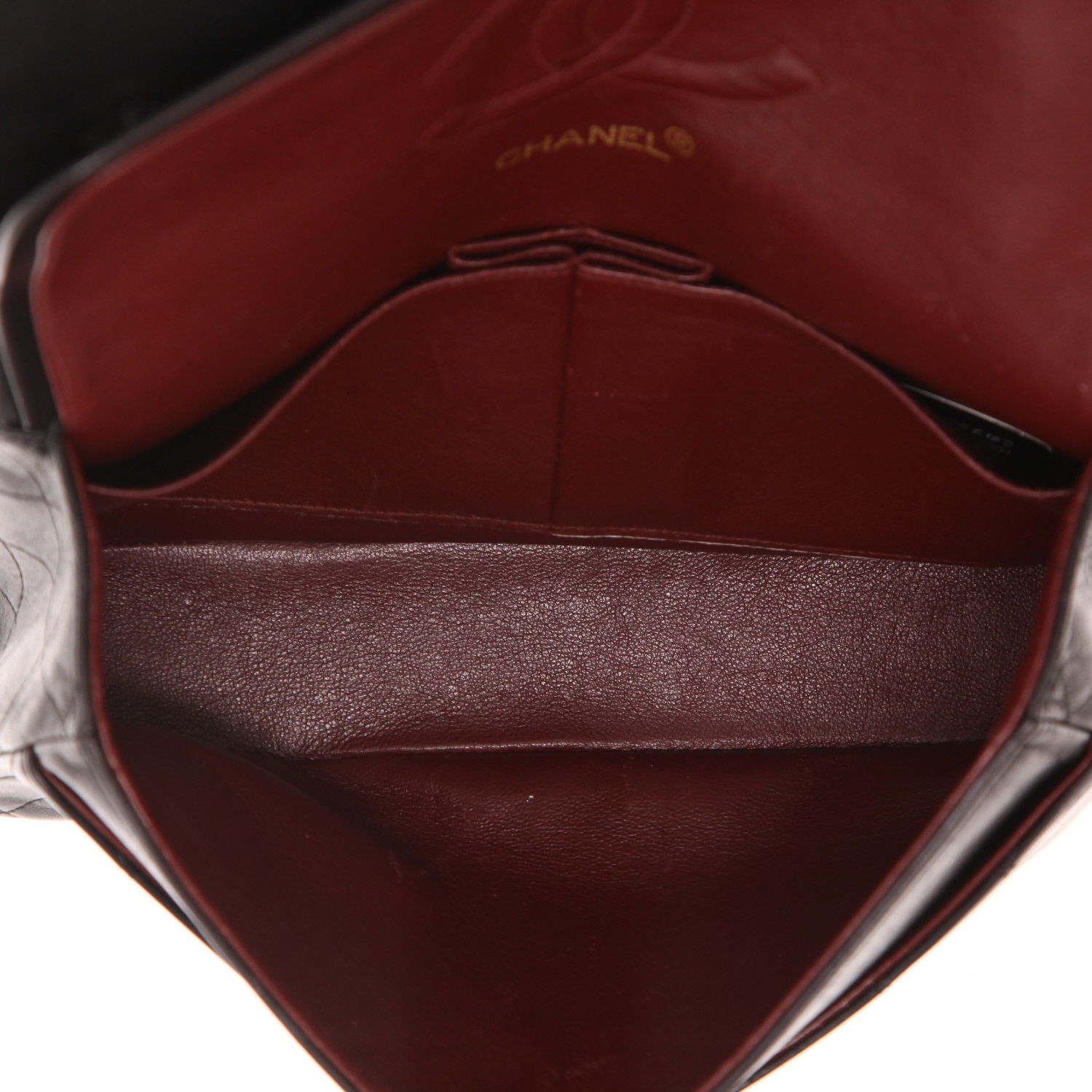 Bolso de mano Chanel  Timeless Classic en cuero acolchado negro - Detail D3