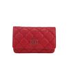 Sac bandoulière Chanel  Wallet on Chain en cuir matelassé rouge - 360 thumbnail