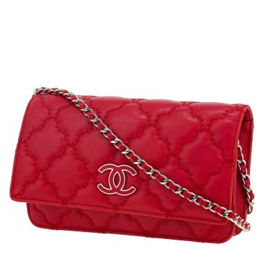 Chanel  Wallet on Chain shoulder bag  in red quilted leather