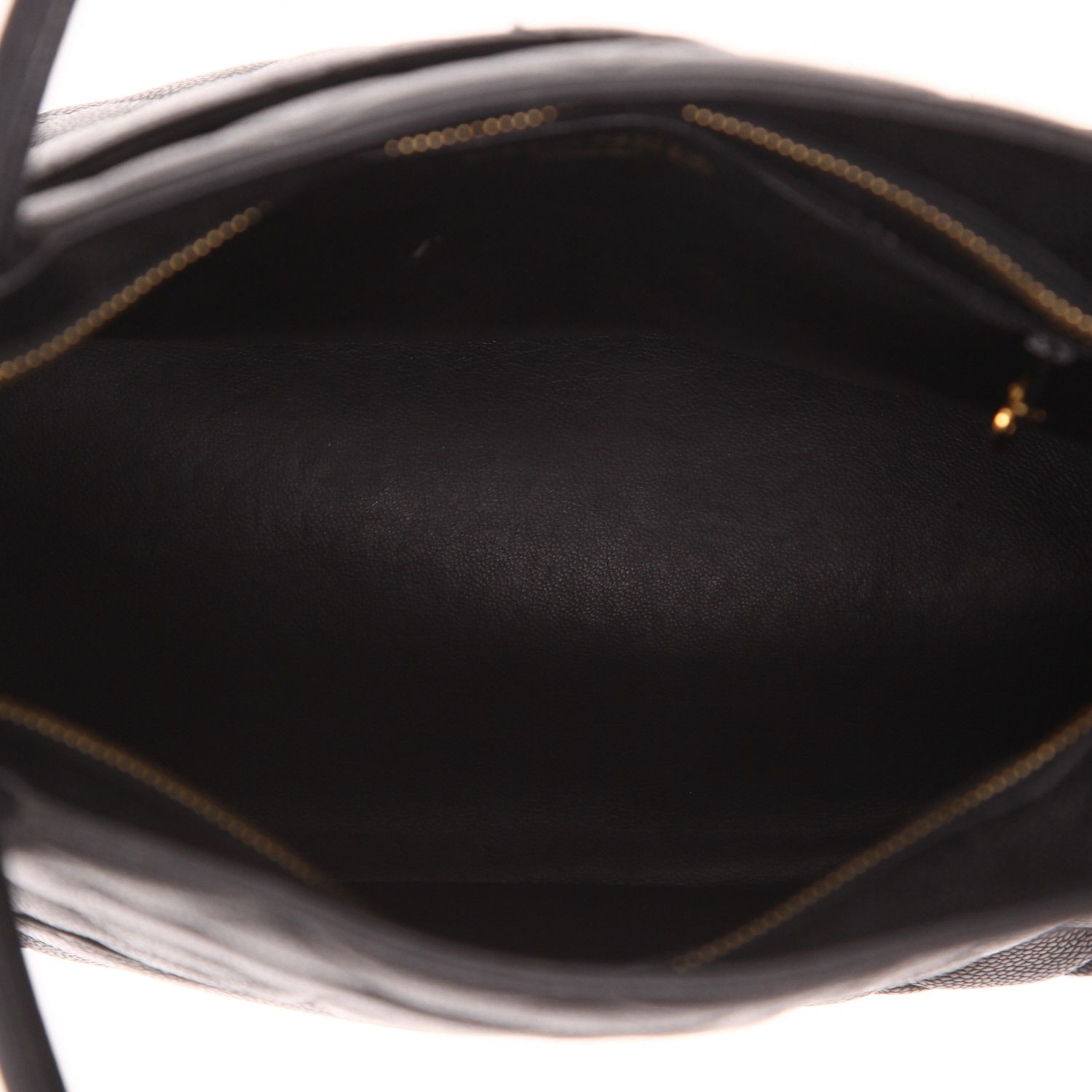 Chanel  Medaillon handbag  in black quilted grained leather - Detail D3