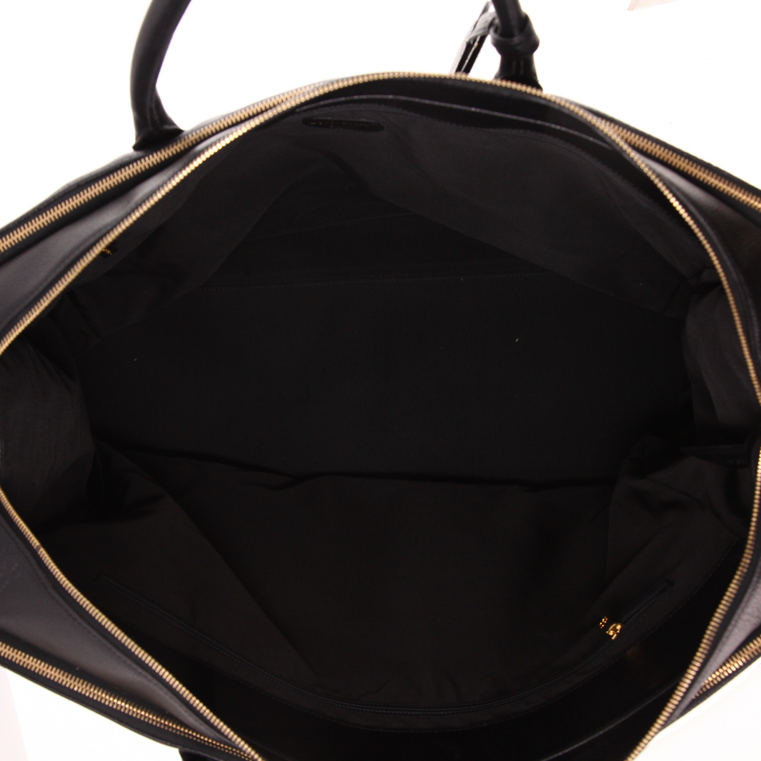 Sac de voyage Chanel  Boston en cuir grainé noir - Detail D3