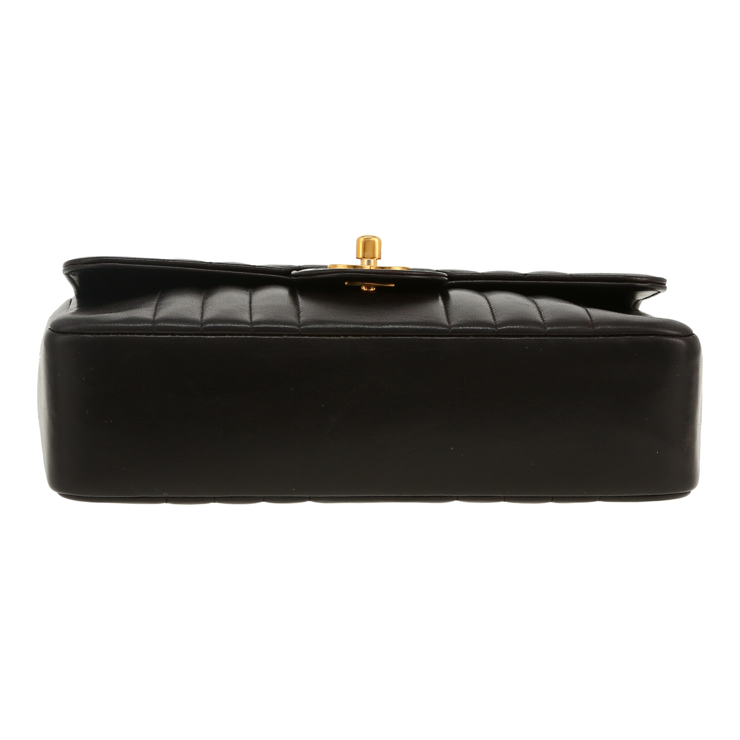 Chanel  Vintage shoulder bag  in black quilted leather - Detail D1