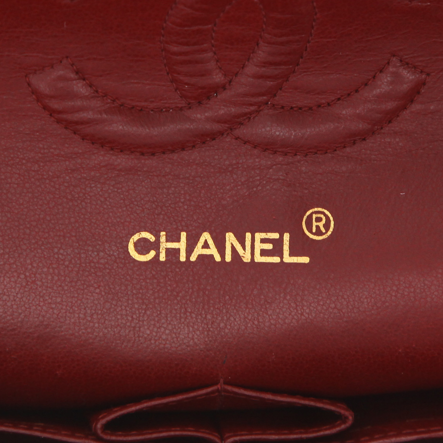 Chanel  Timeless Classic handbag  in black quilted leather - Detail D2