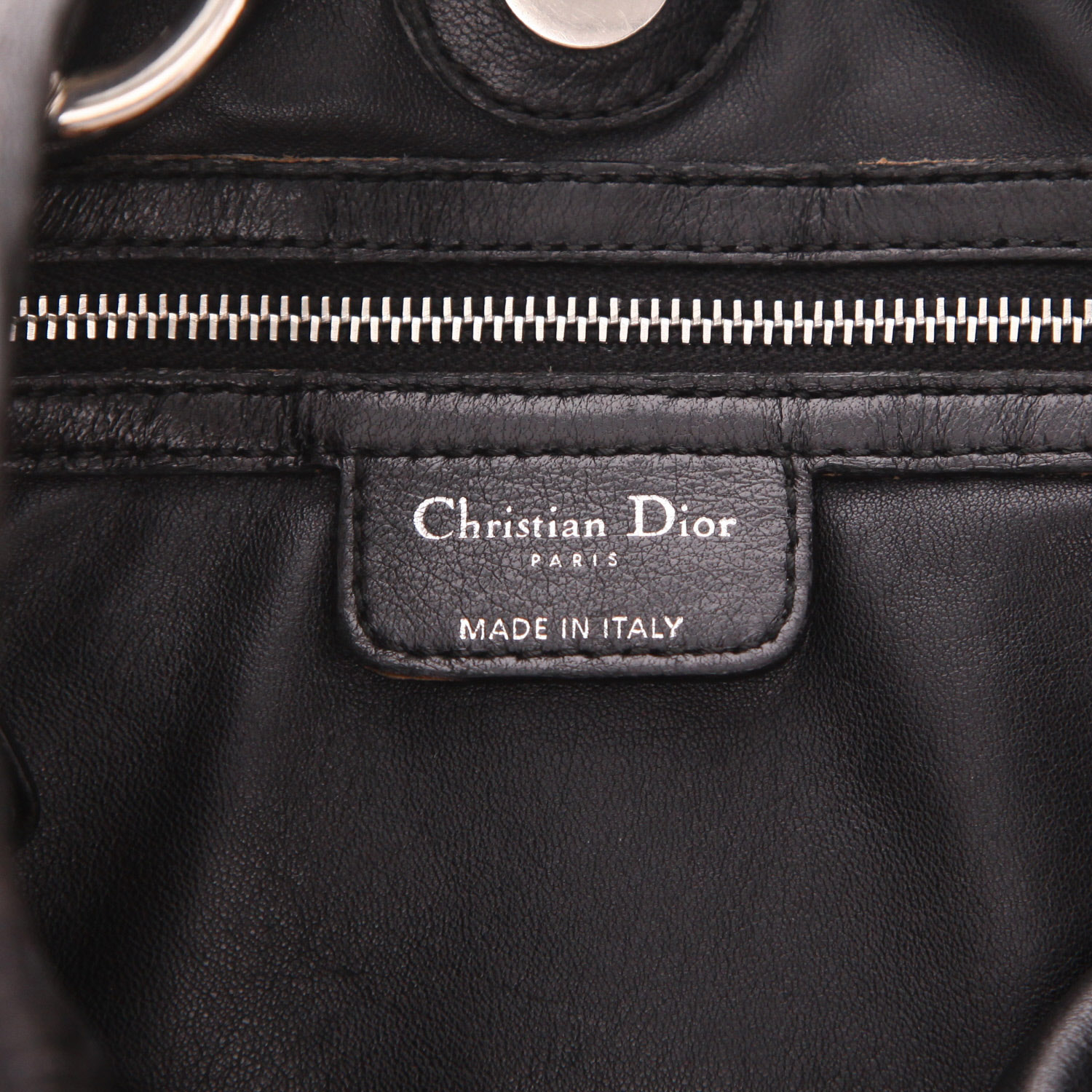 Dior  Dior Soft handbag  in black leather cannage - Detail D2