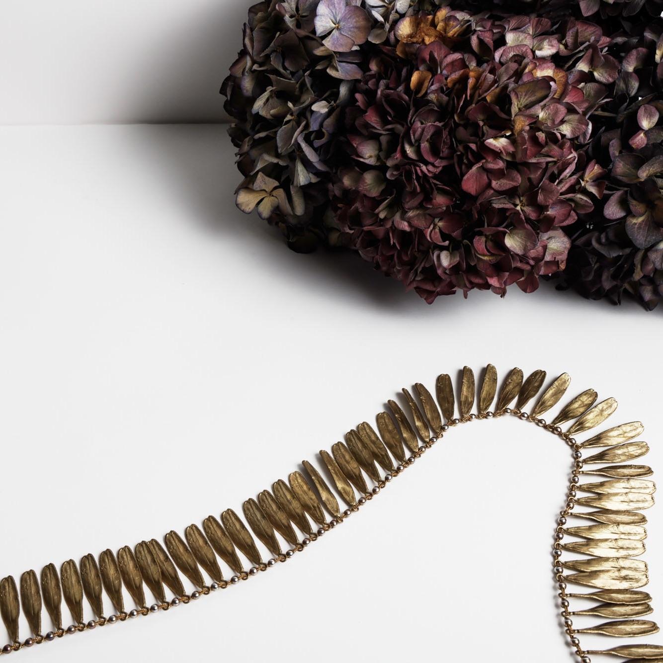 Claude Lalanne (1925-2019), Sautoir 'Mille Feuilles' - le modèle créé vers 1980 - Detail D1