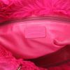 Sac à main Chanel   en fourrure synthétique rose - Detail D2 thumbnail