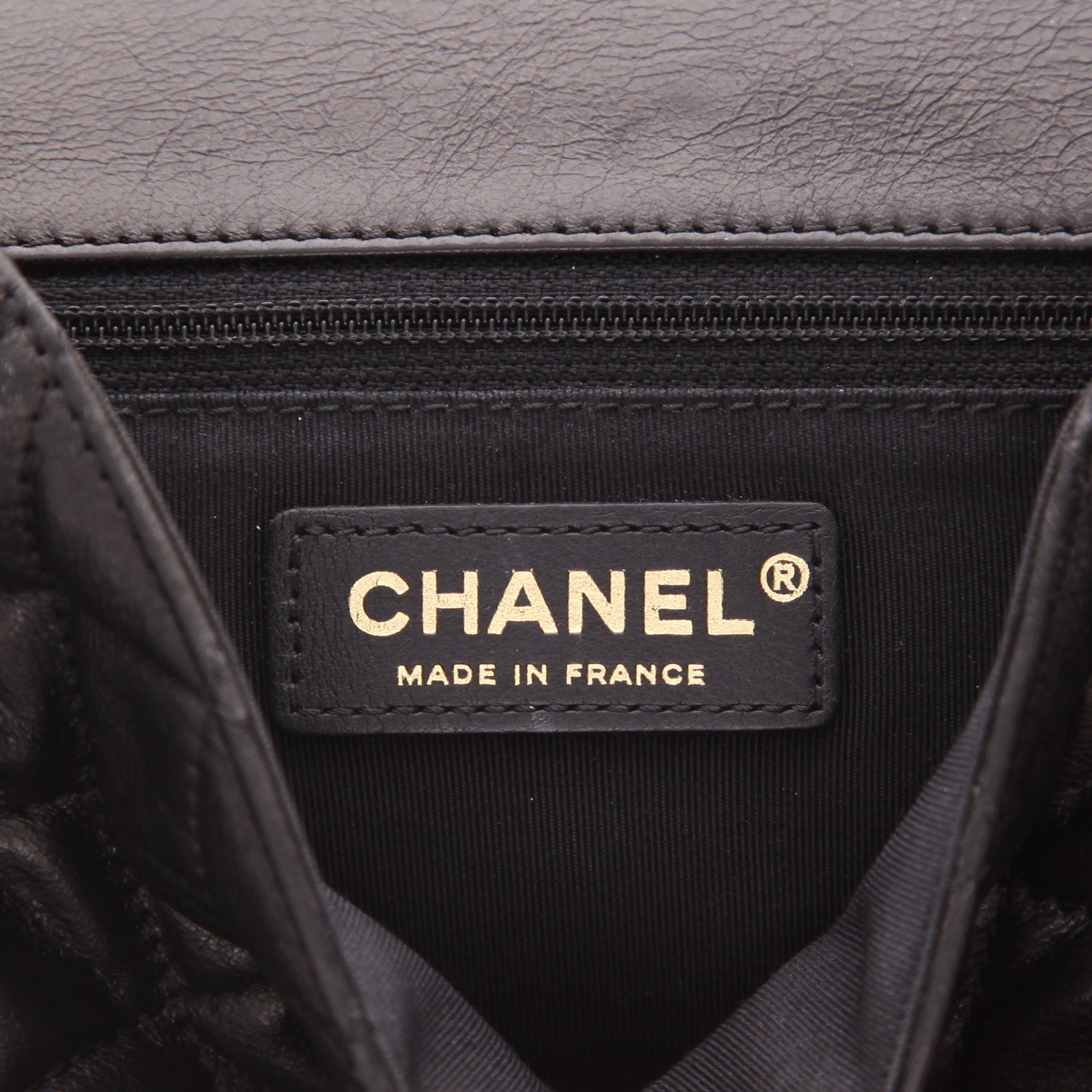 Borsa a tracolla Chanel   in pelle trapuntata nera e bianca - Detail D2