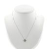 Collier Boucheron Pivoine en or blanc et diamants - 360 thumbnail