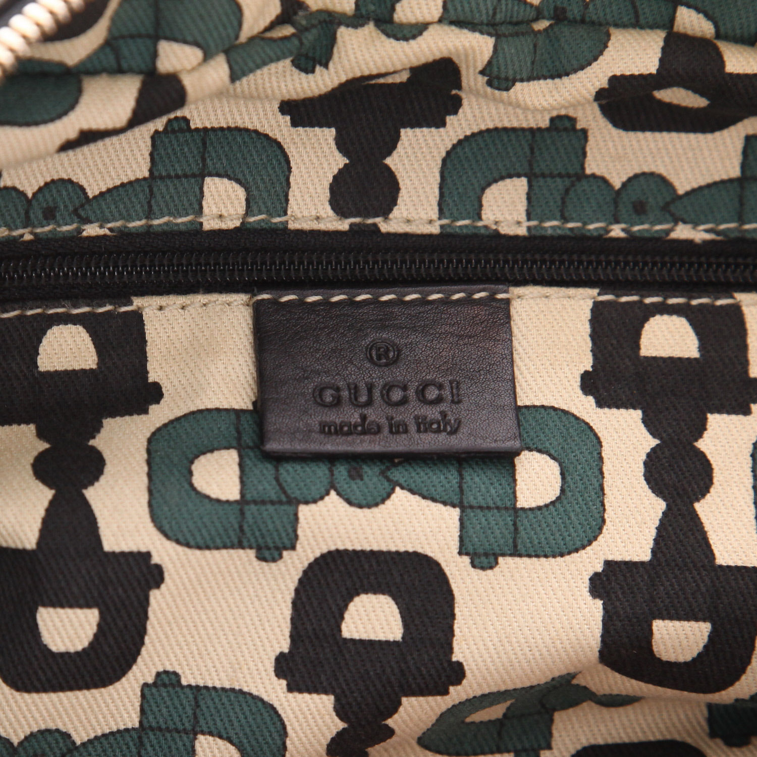Bolso de mano Gucci   en cuero negro - Detail D2