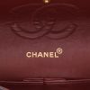Sac à main Chanel  Timeless Classic en cuir matelassé noir - Detail D2 thumbnail