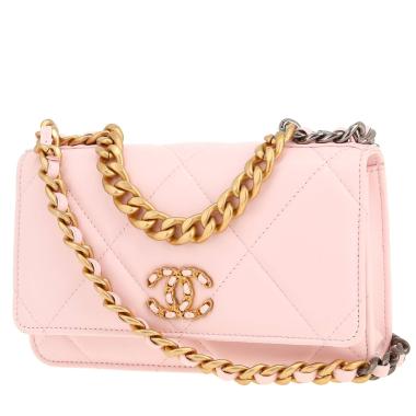 Sac bandoulière Chanel  Wallet on Chain 19 en cuir matelassé rose