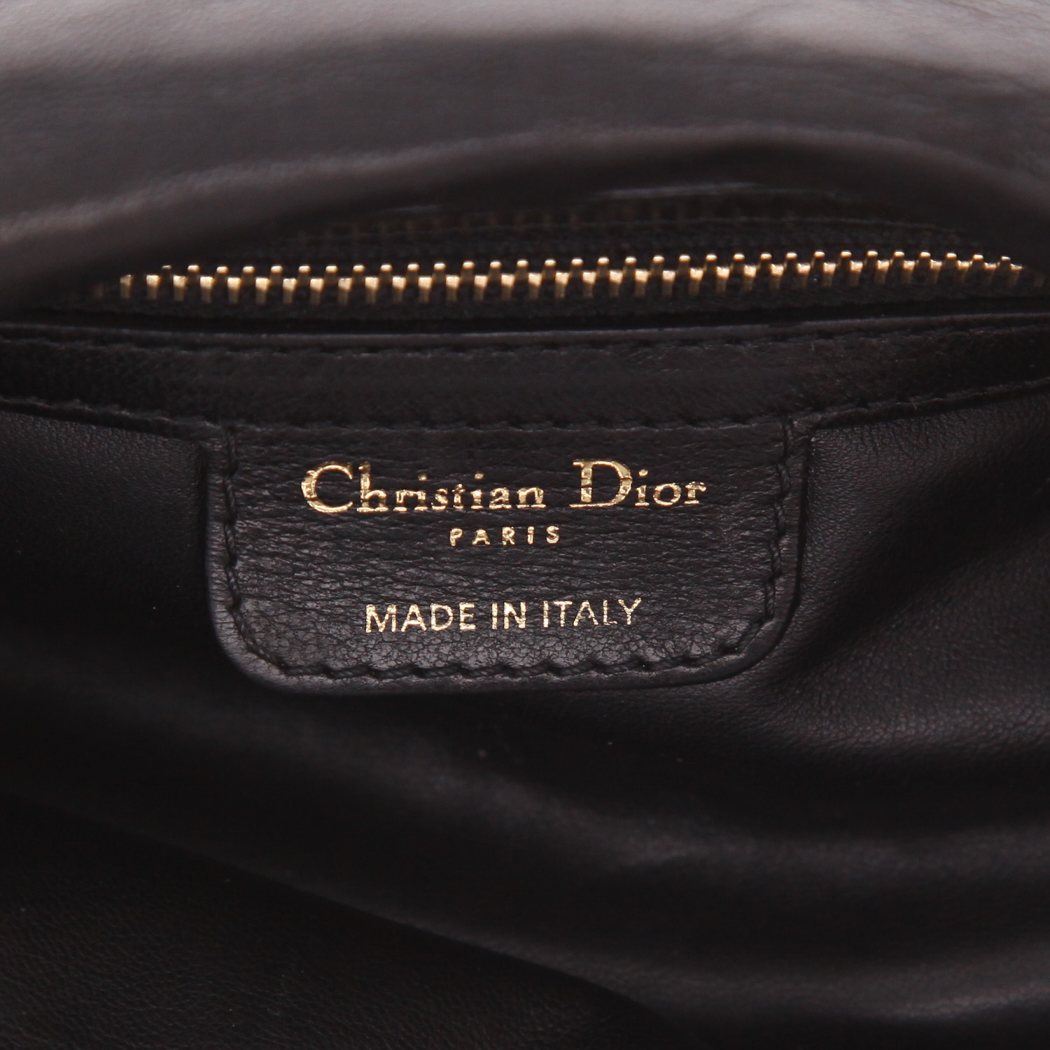 Dior   handbag  in black leather cannage - Detail D2
