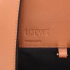 Bolso de mano Loewe  Hammock en cuero marrón - Detail D2 thumbnail