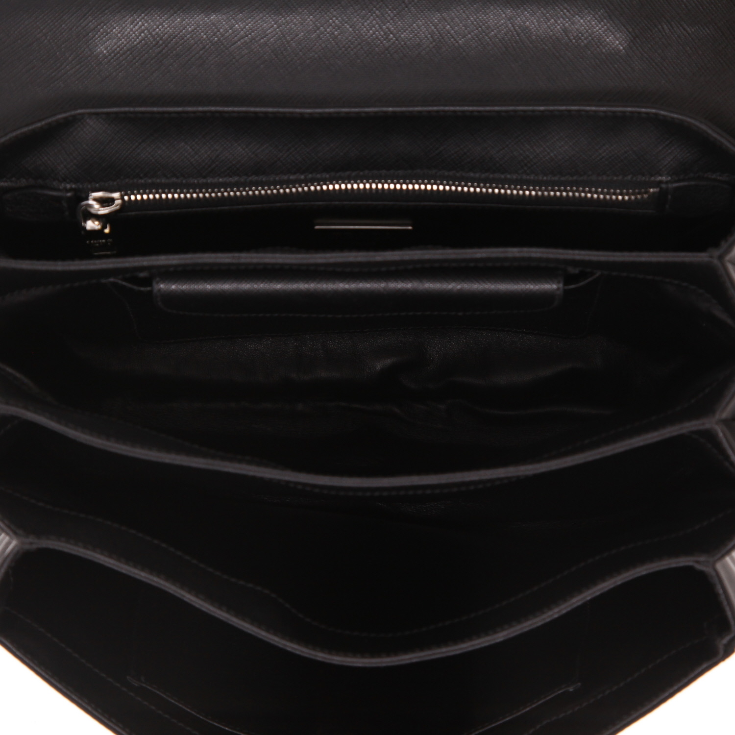 Bolso de mano Prada   en cuero saffiano negro - Detail D3