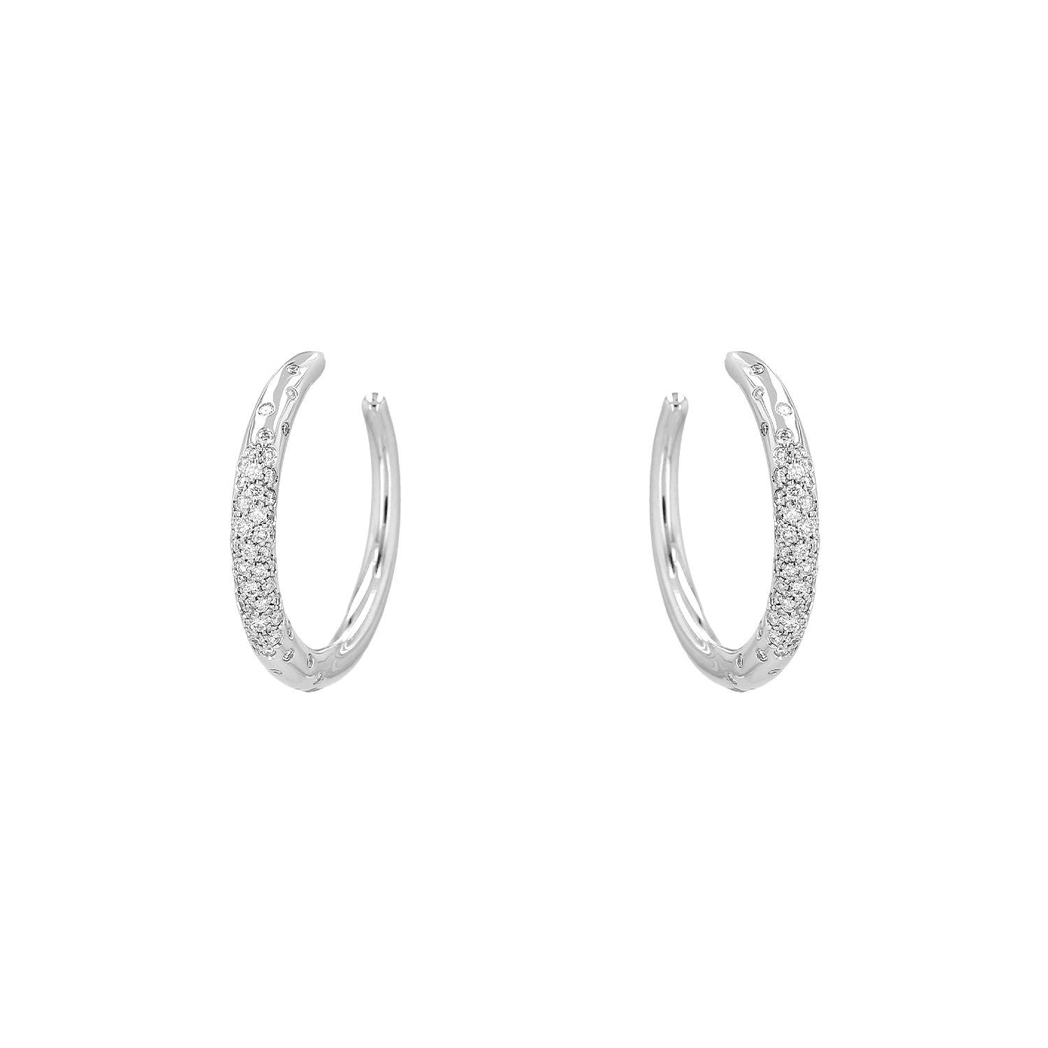 Orecchini Chaumet  in oro bianco e diamanti