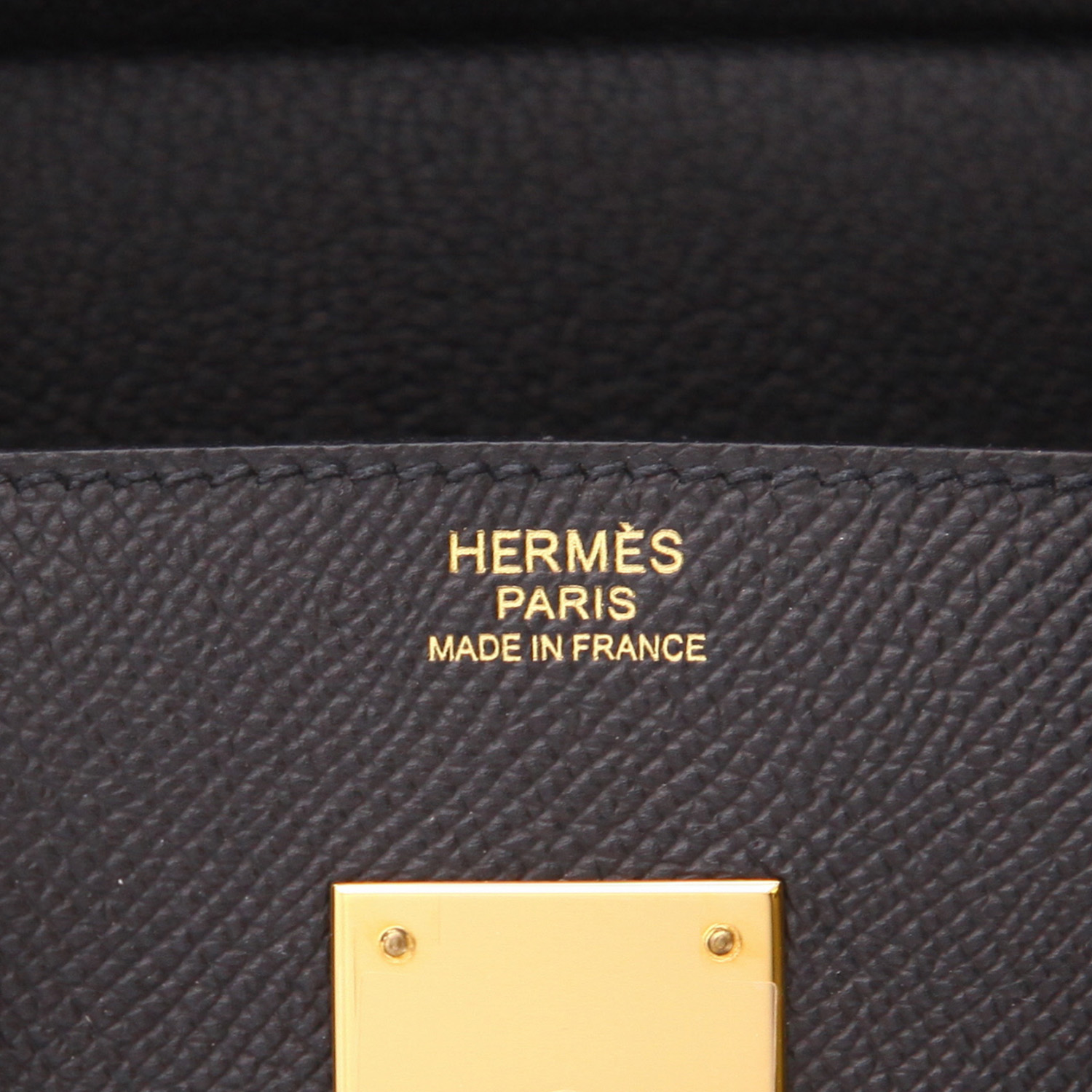 Bolso de mano Hermès  Birkin 30 cm en cuero epsom negro - Detail D2