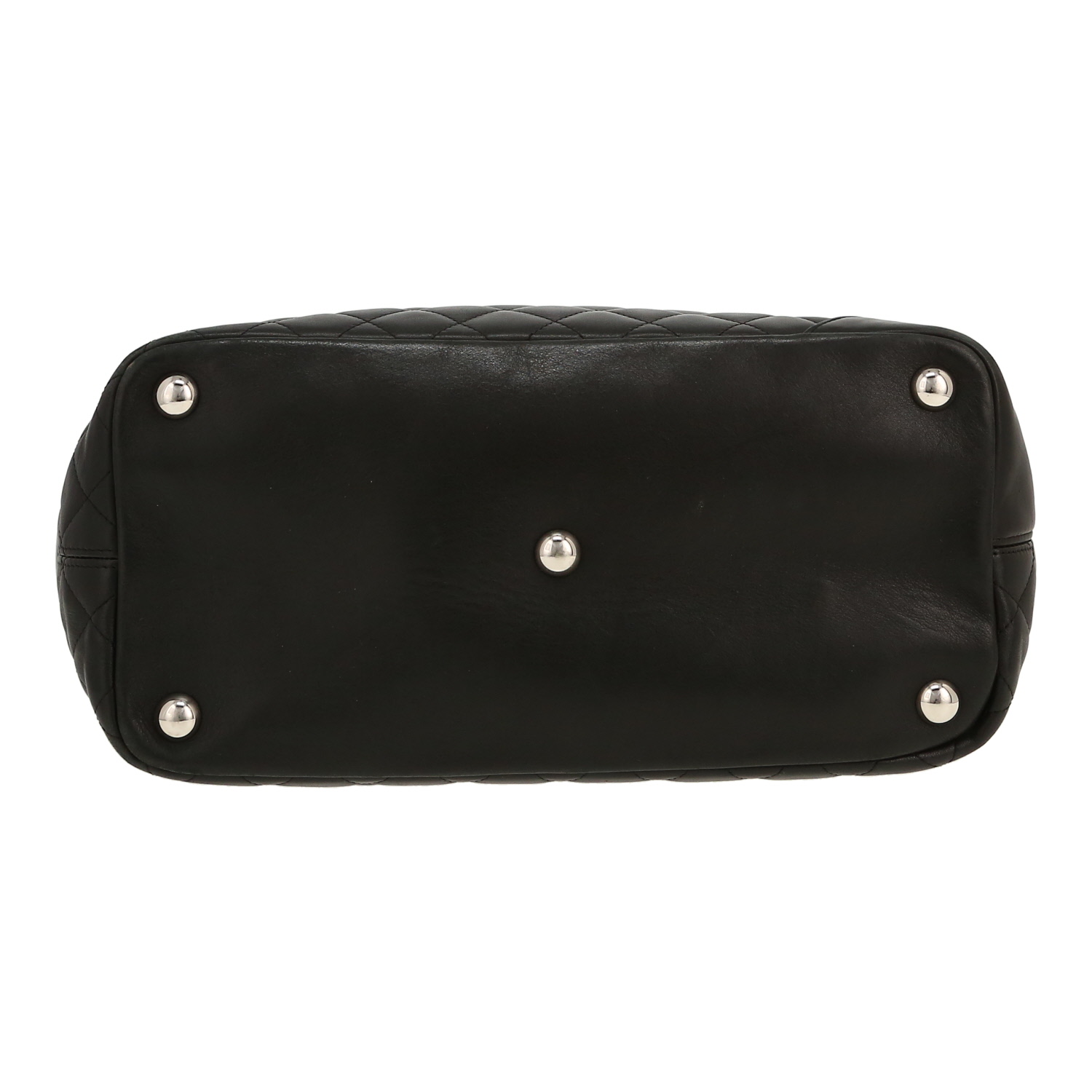 Sac cabas Chanel  Cambon en cuir matelassé noir - Detail D1