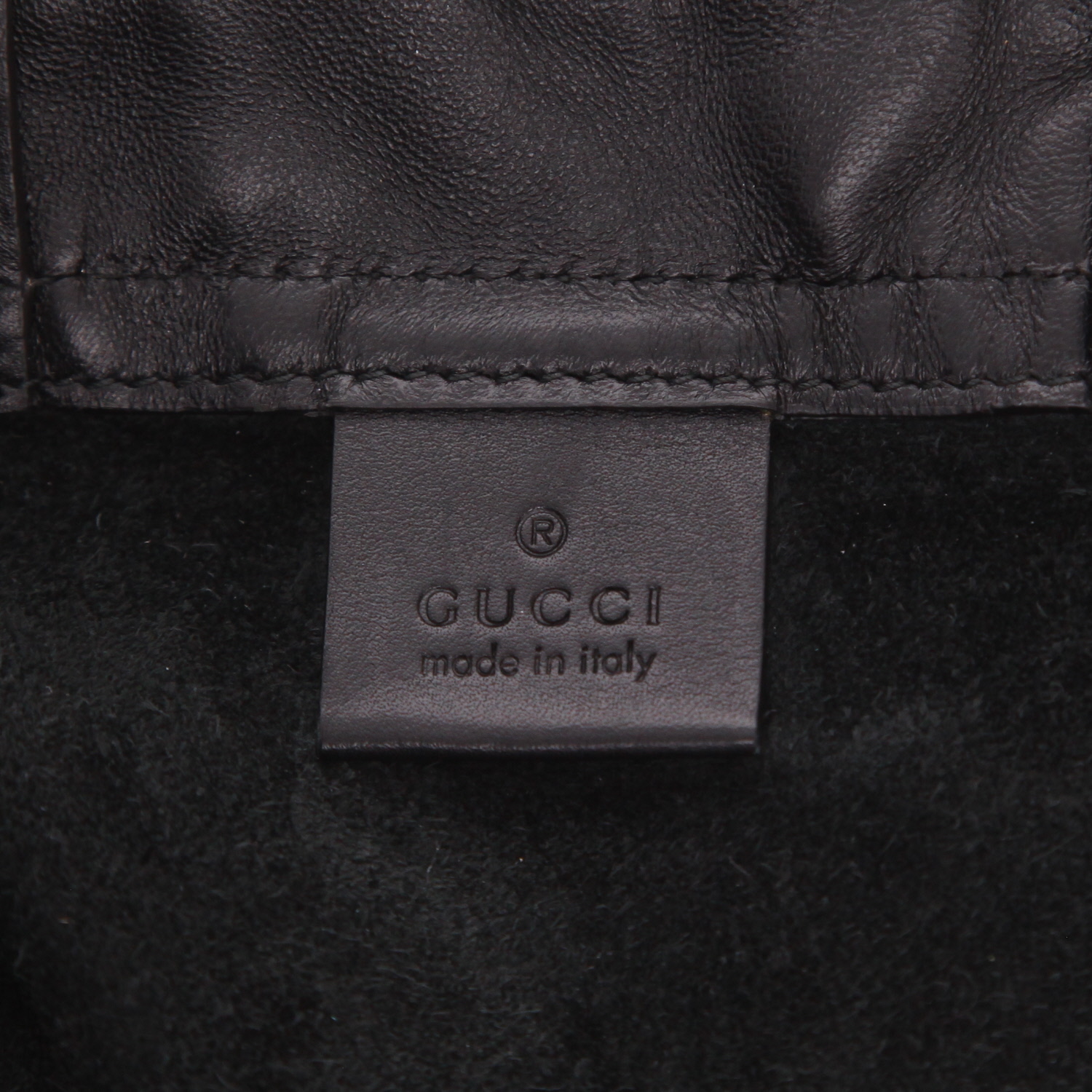 Mochila Gucci   en cuero negro - Detail D2