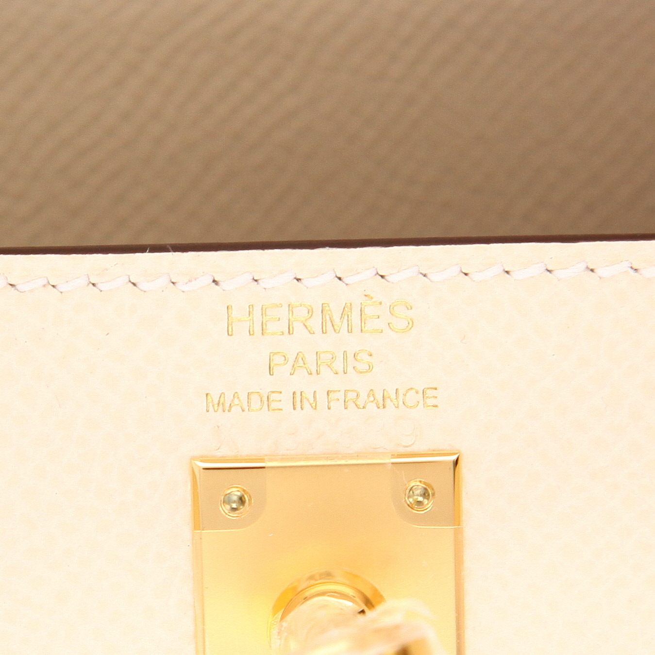 Sac à main Hermès  Kelly 25 cm en cuir epsom Nata - Detail D2