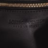 Bottega Veneta  Cassette shoulder bag  in black patent braided leather - Detail D2 thumbnail