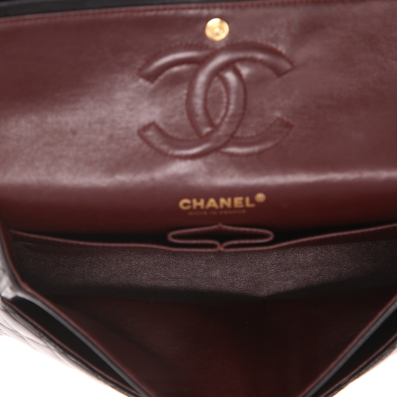 Bolso de mano Chanel  Timeless Classic en cuero acolchado negro - Detail D3