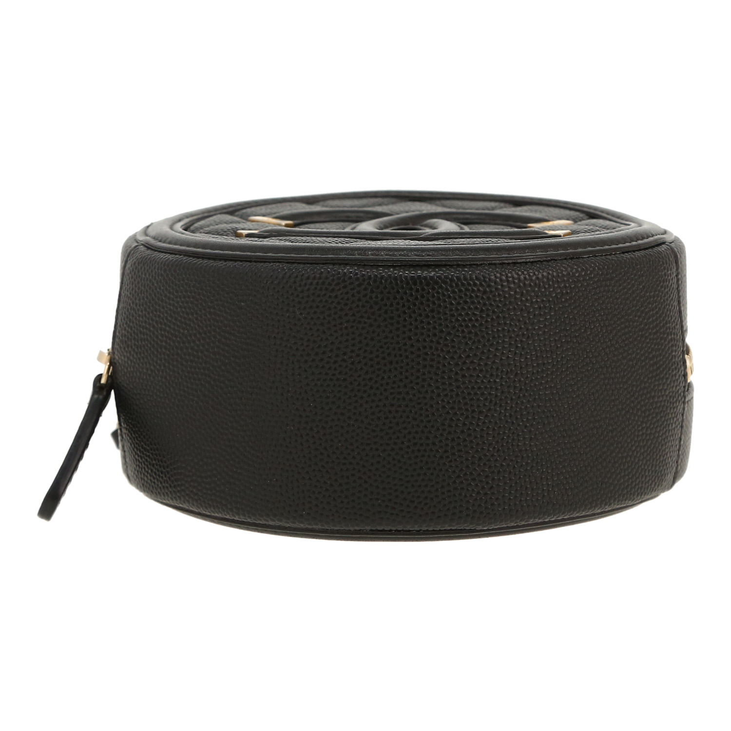 Chanel  Round on Earth shoulder bag  in black grained leather - Detail D1