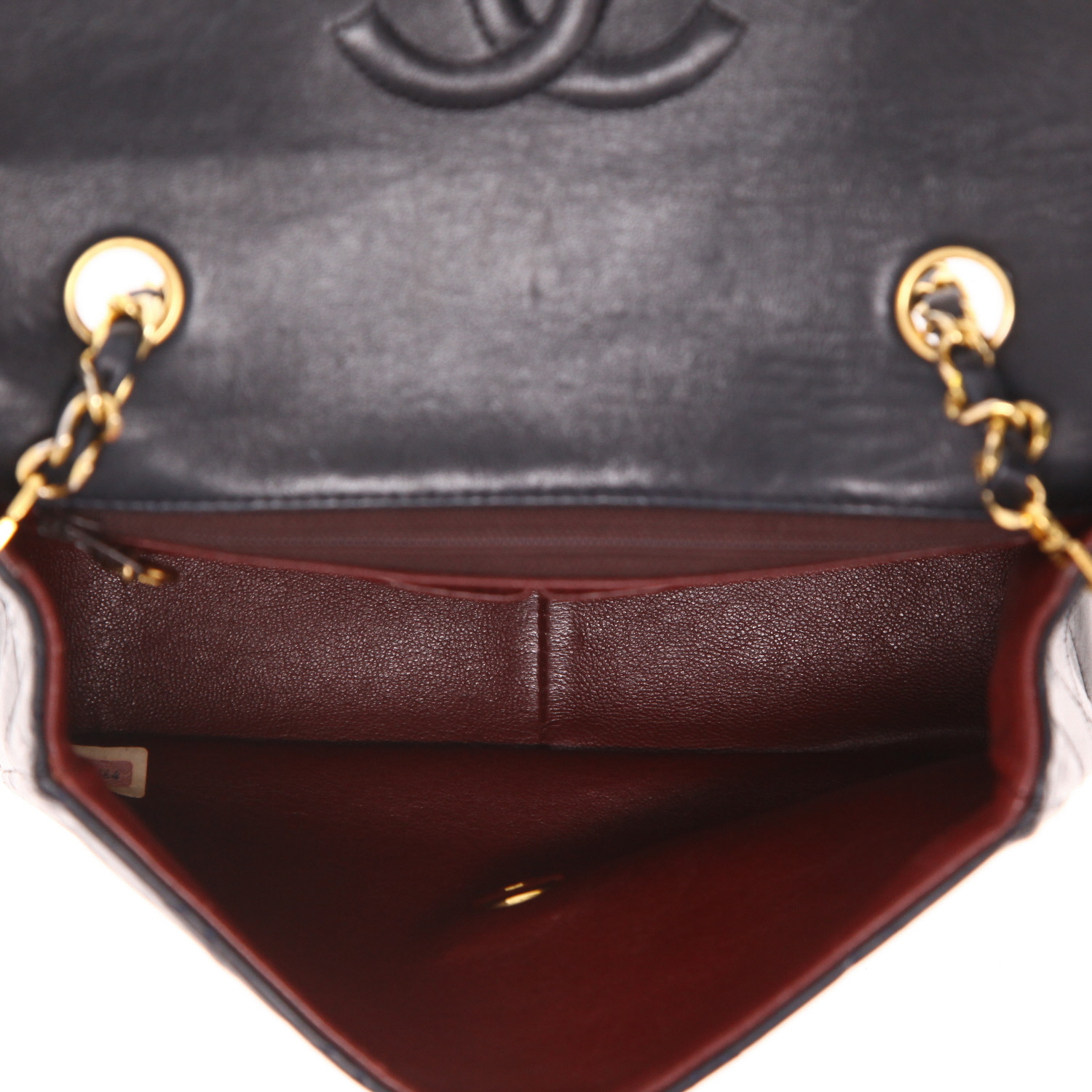 Chanel  Mini Timeless shoulder bag  in black quilted leather - Detail D3