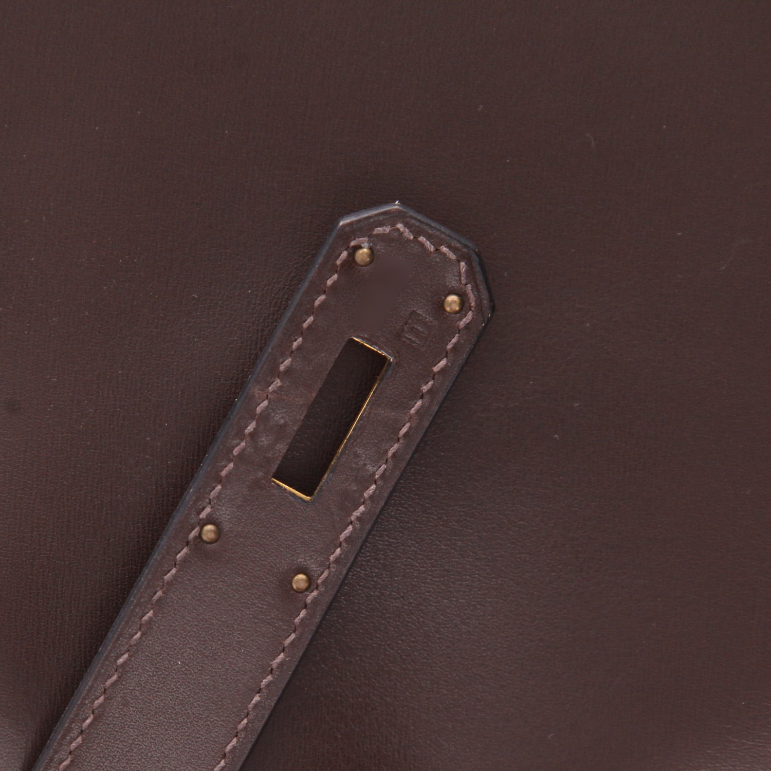 Sac à main Hermès  Kelly 40 cm en cuir box marron - Detail D4