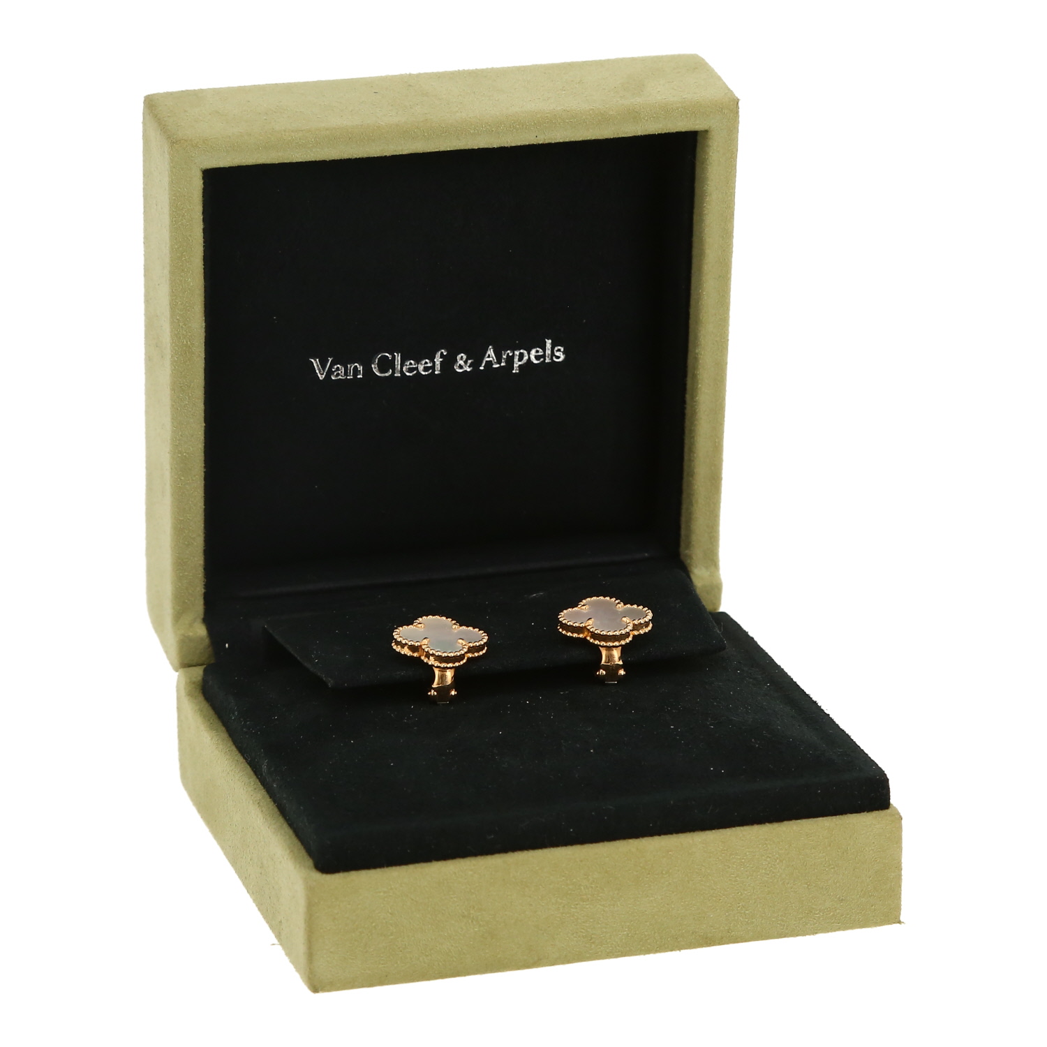 Van Cleef & Arpels Vintage Alhambra earrings in yellow gold and mother of pearl - Detail D2