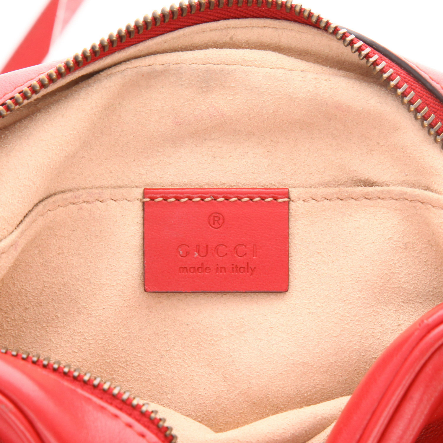 Sac bandoulière Gucci  GG Marmont Camera en cuir rouge - Detail D2