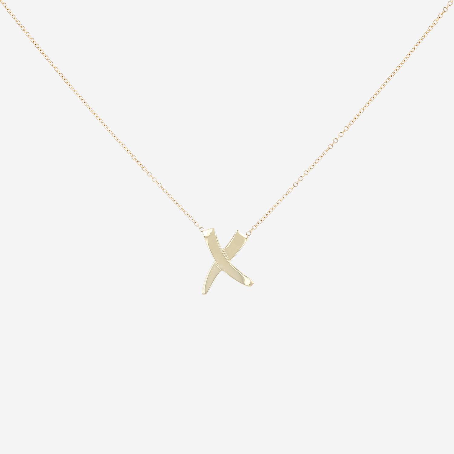 Tiffany 
Co  necklace in yellow gold
