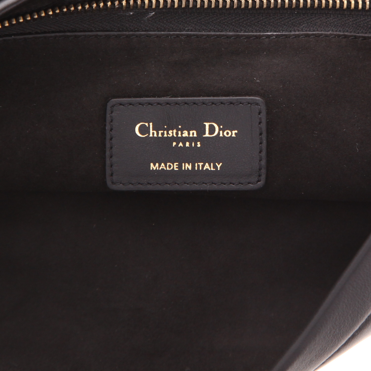 Bolsito de mano Dior  Stripe Pouch en cuero negro - Detail D2