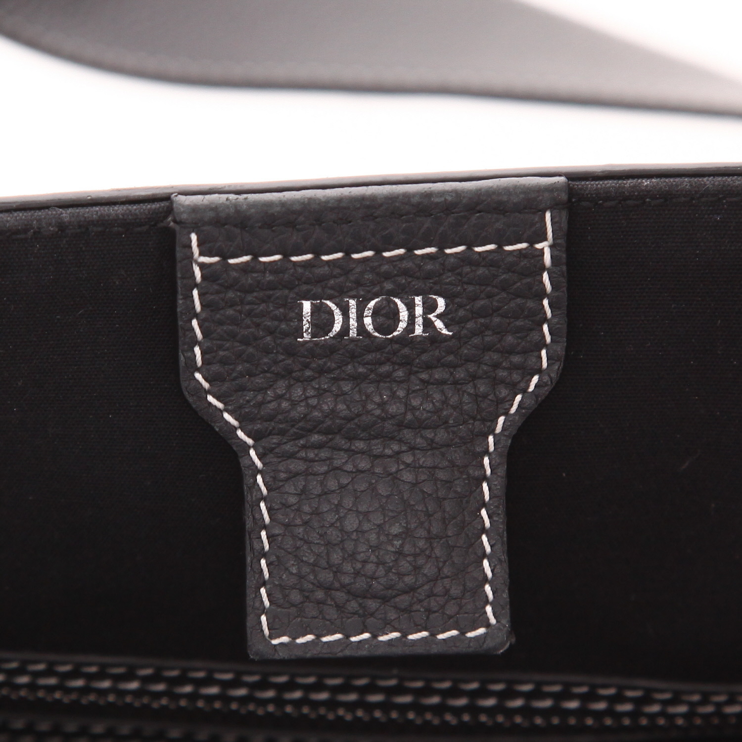 Dior  Saddle shopping bag  in black leather - Detail D2