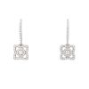 De Beers Enchanted Lotus earrings in white gold and diamonds - 00pp thumbnail
