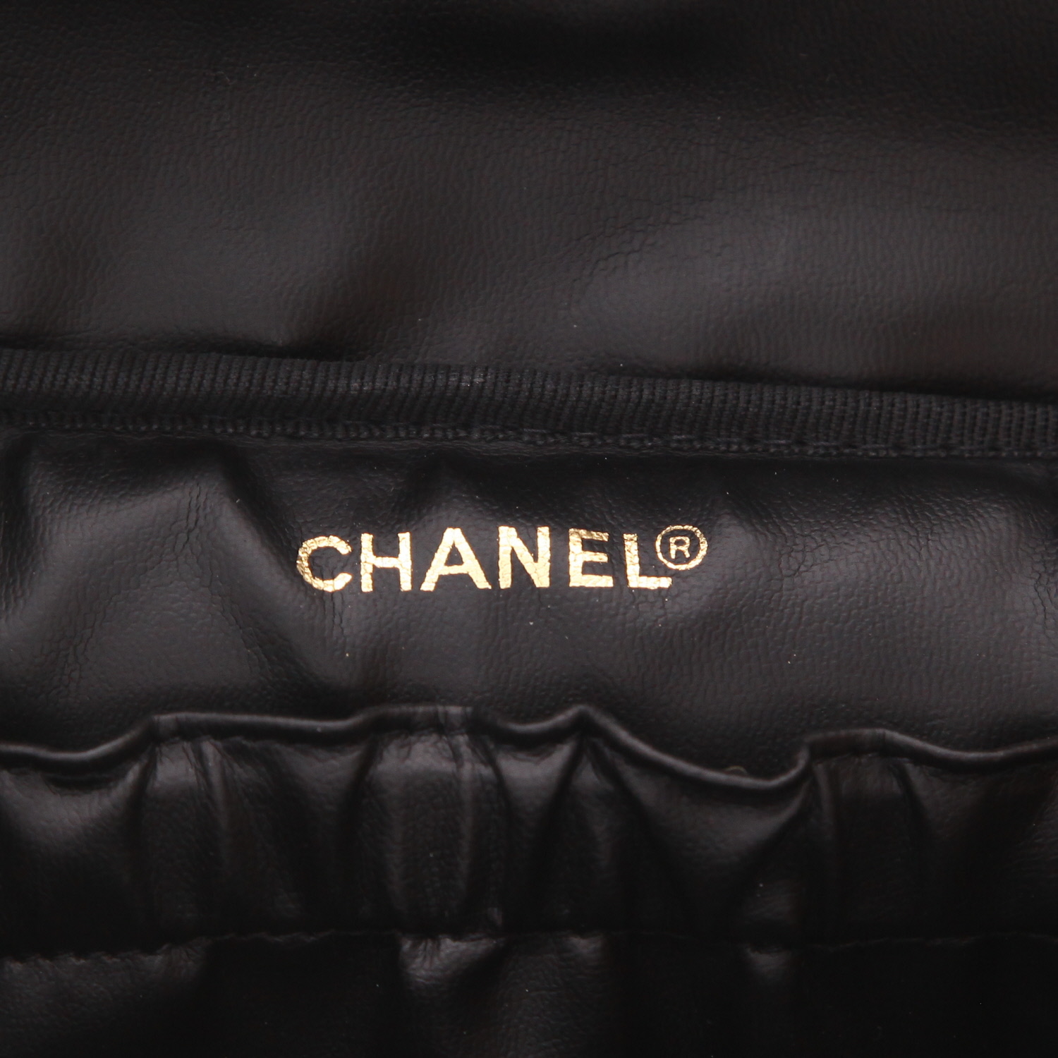 Beauty Chanel  Vanity in pelle nera - Detail D2